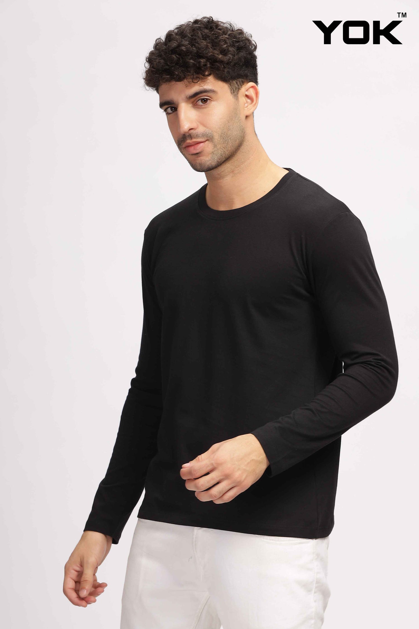 Plain black Full Sleeves T-shirt