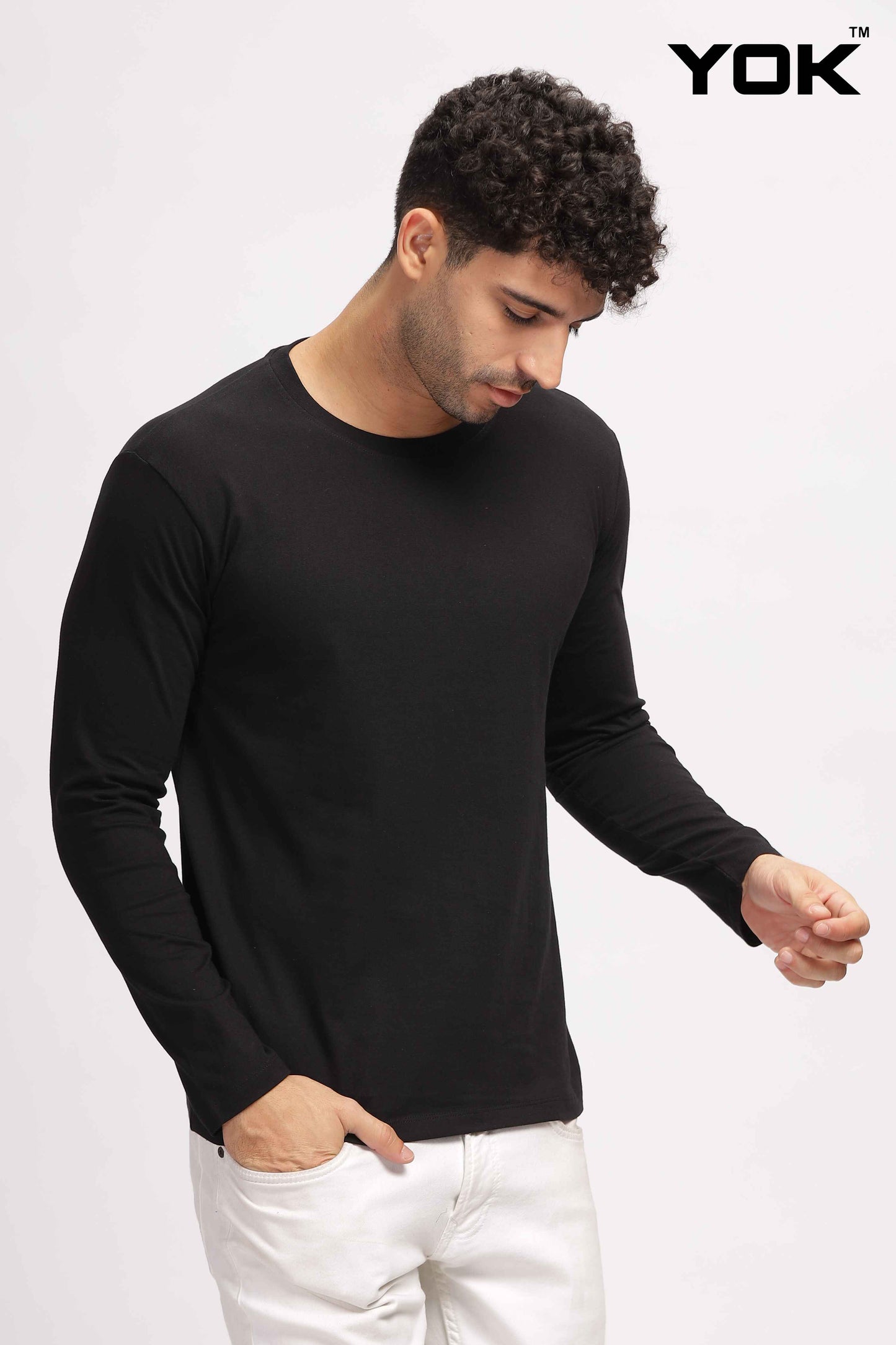 Plain black Full Sleeves T-shirt