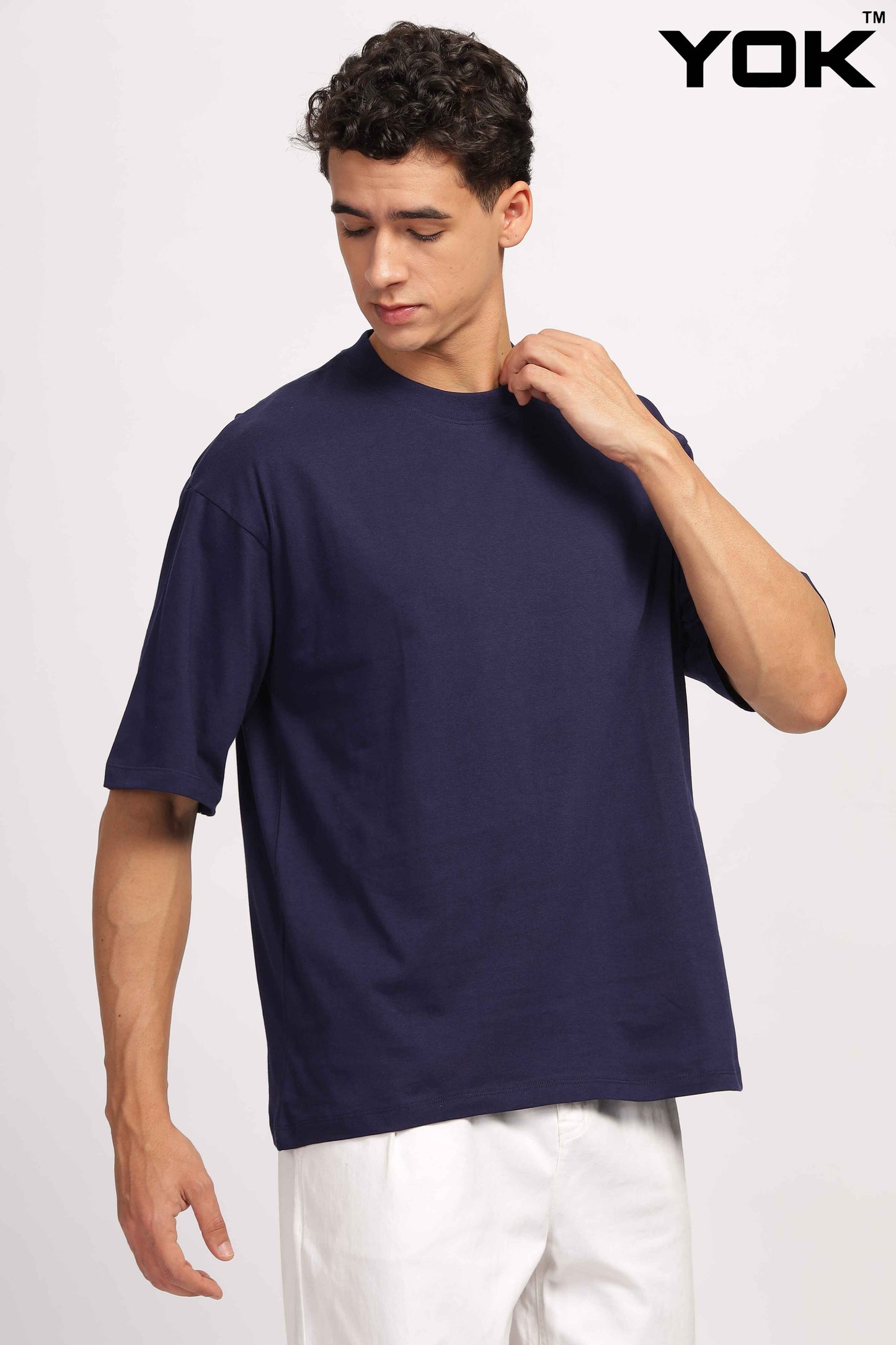  navy blue oversized t-shirt