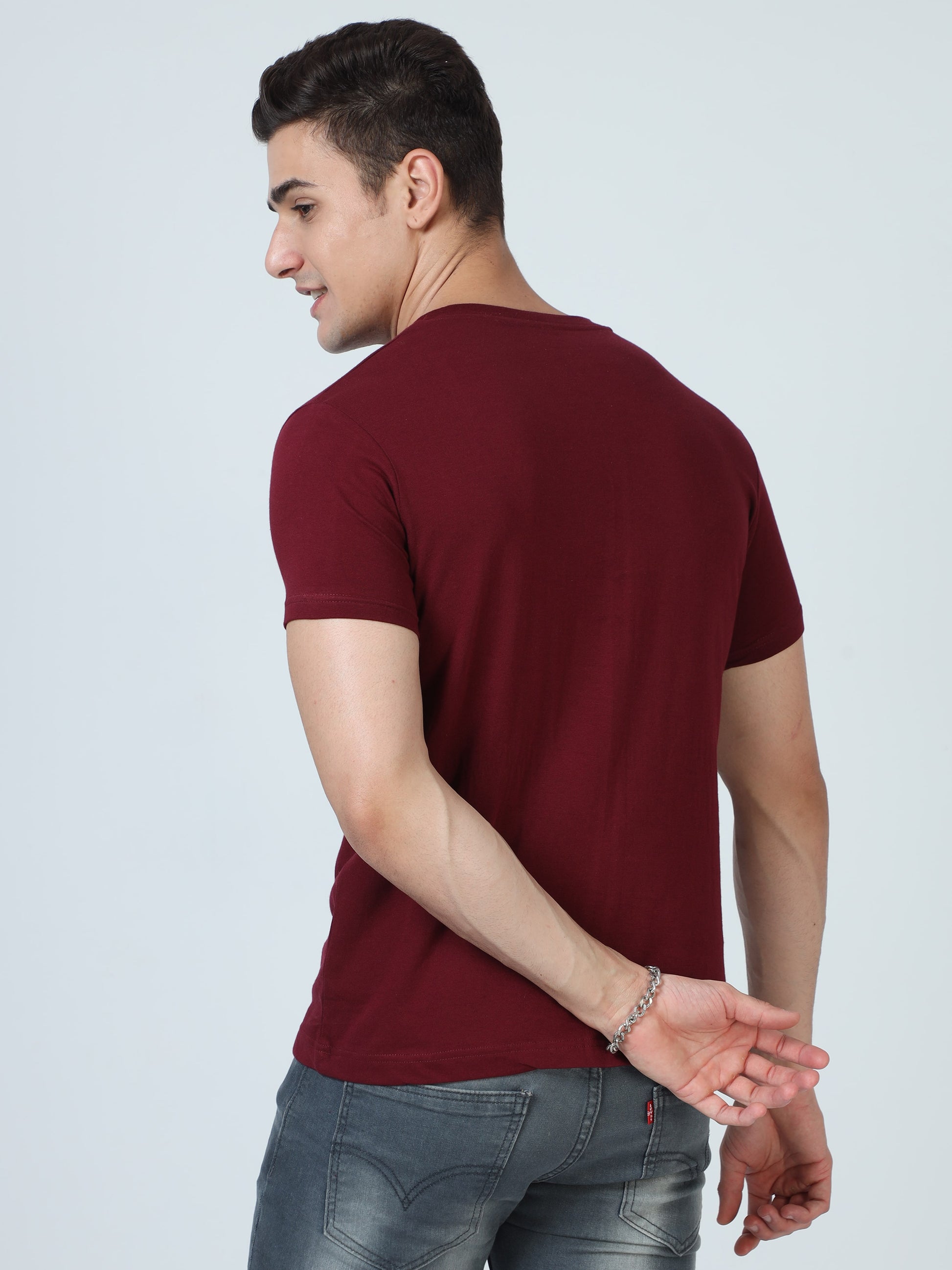  Maroon V Neck T Shirts for Men 