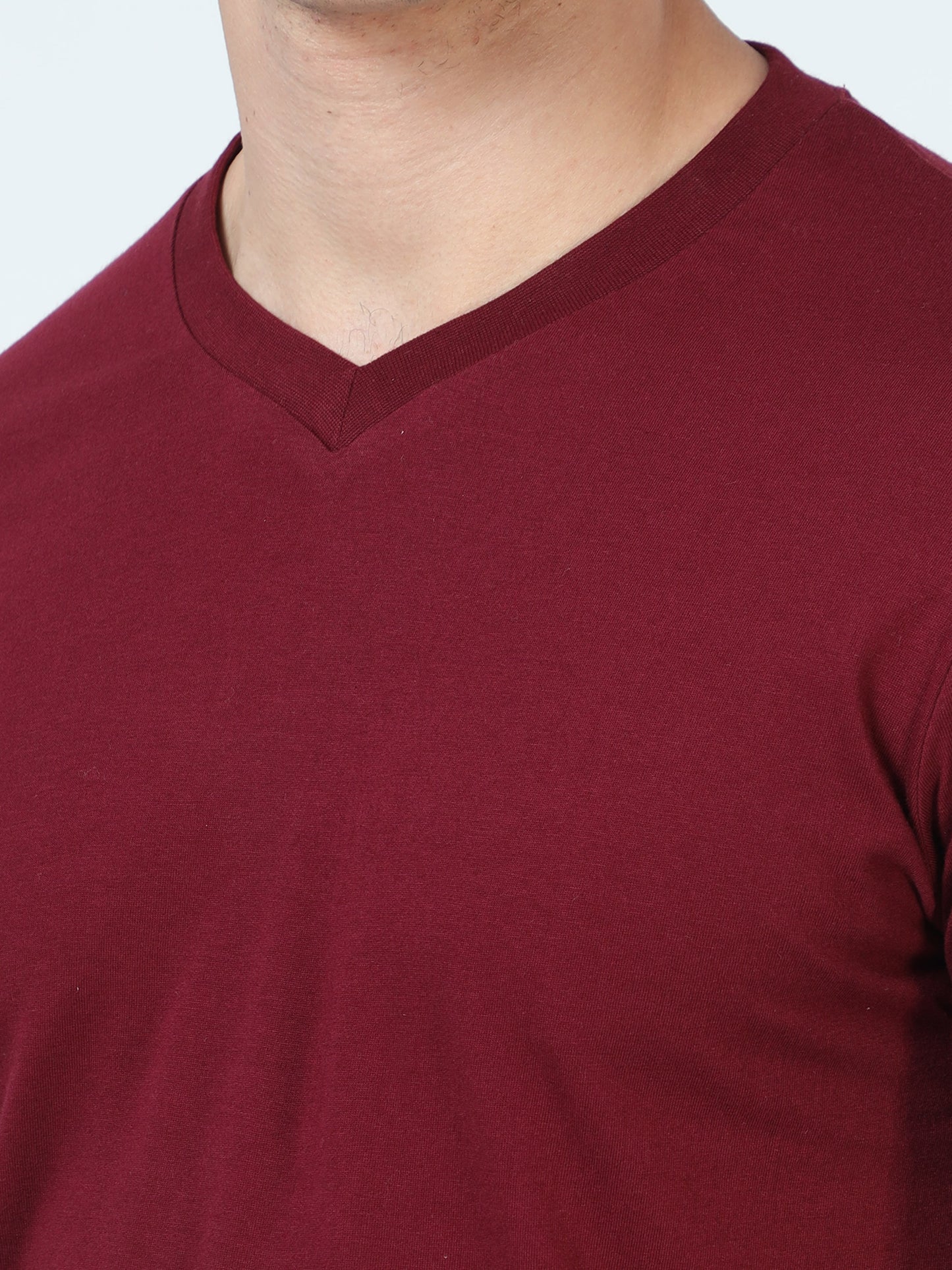  Maroon V Neck T Shirts for Men 