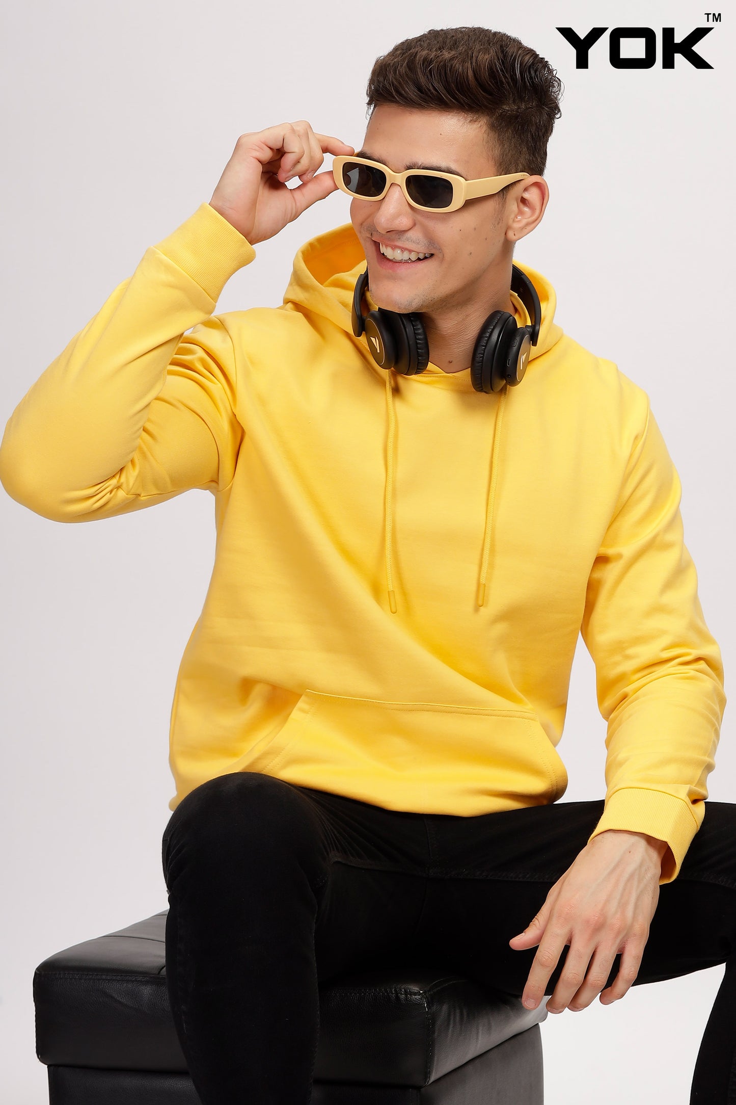  Plain Men's Yellow Hoodie 